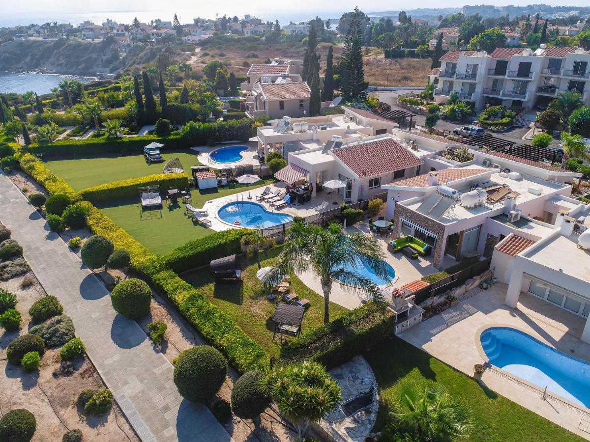 Tequila Sunrise By Ezoria Villas Coral Bay Exterior foto