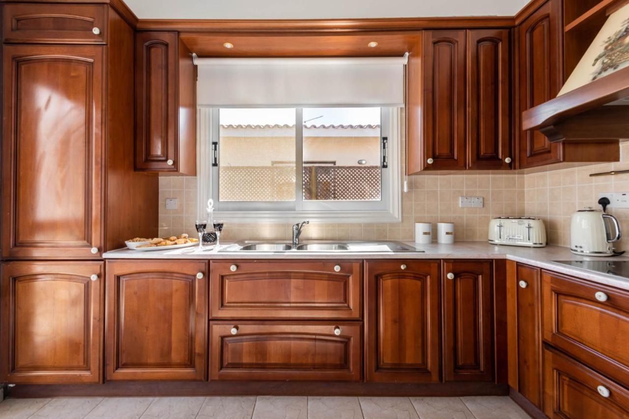 Tequila Sunrise By Ezoria Villas Coral Bay Exterior foto