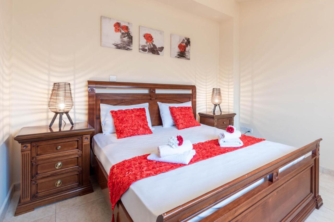 Tequila Sunrise By Ezoria Villas Coral Bay Exterior foto