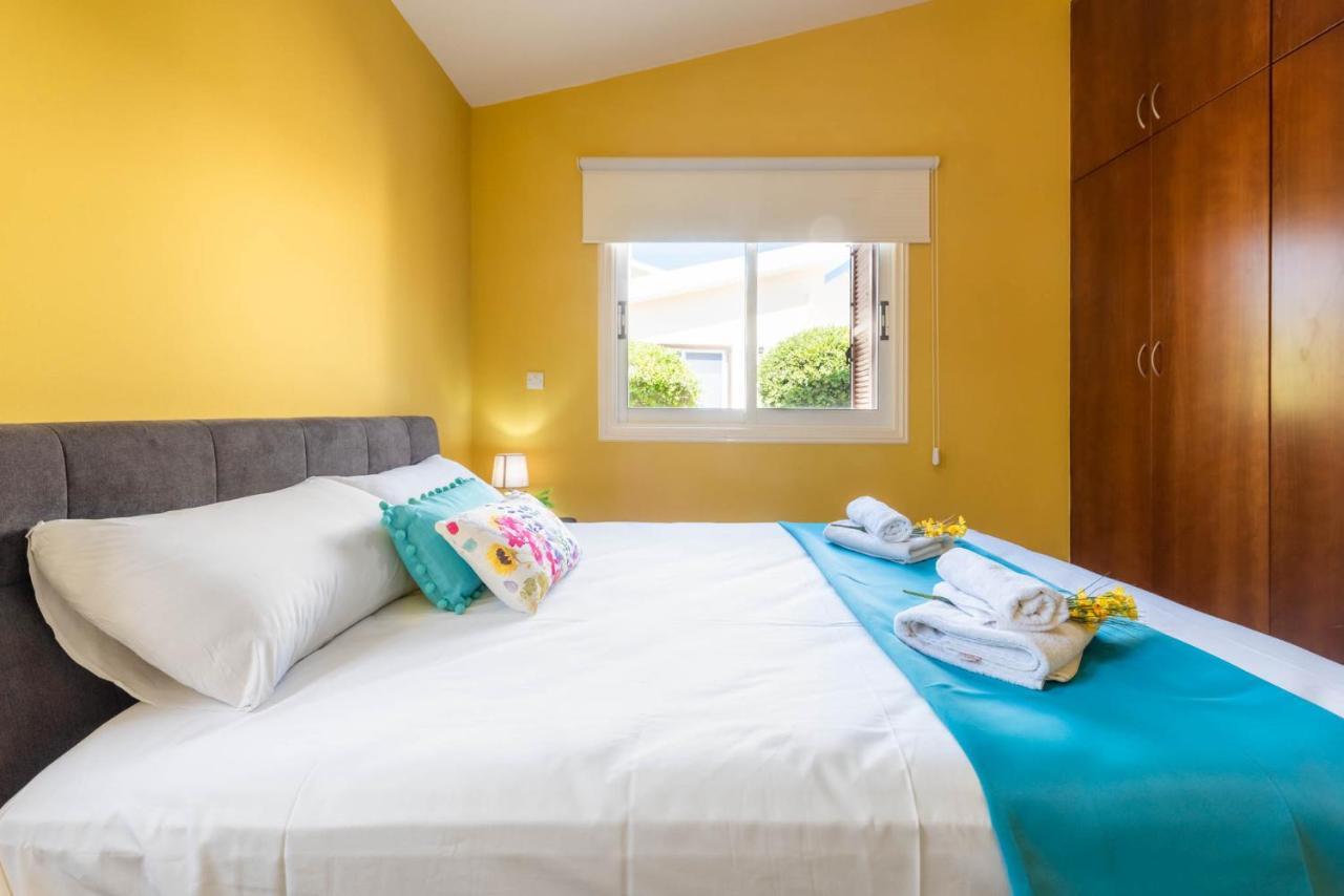 Tequila Sunrise By Ezoria Villas Coral Bay Exterior foto