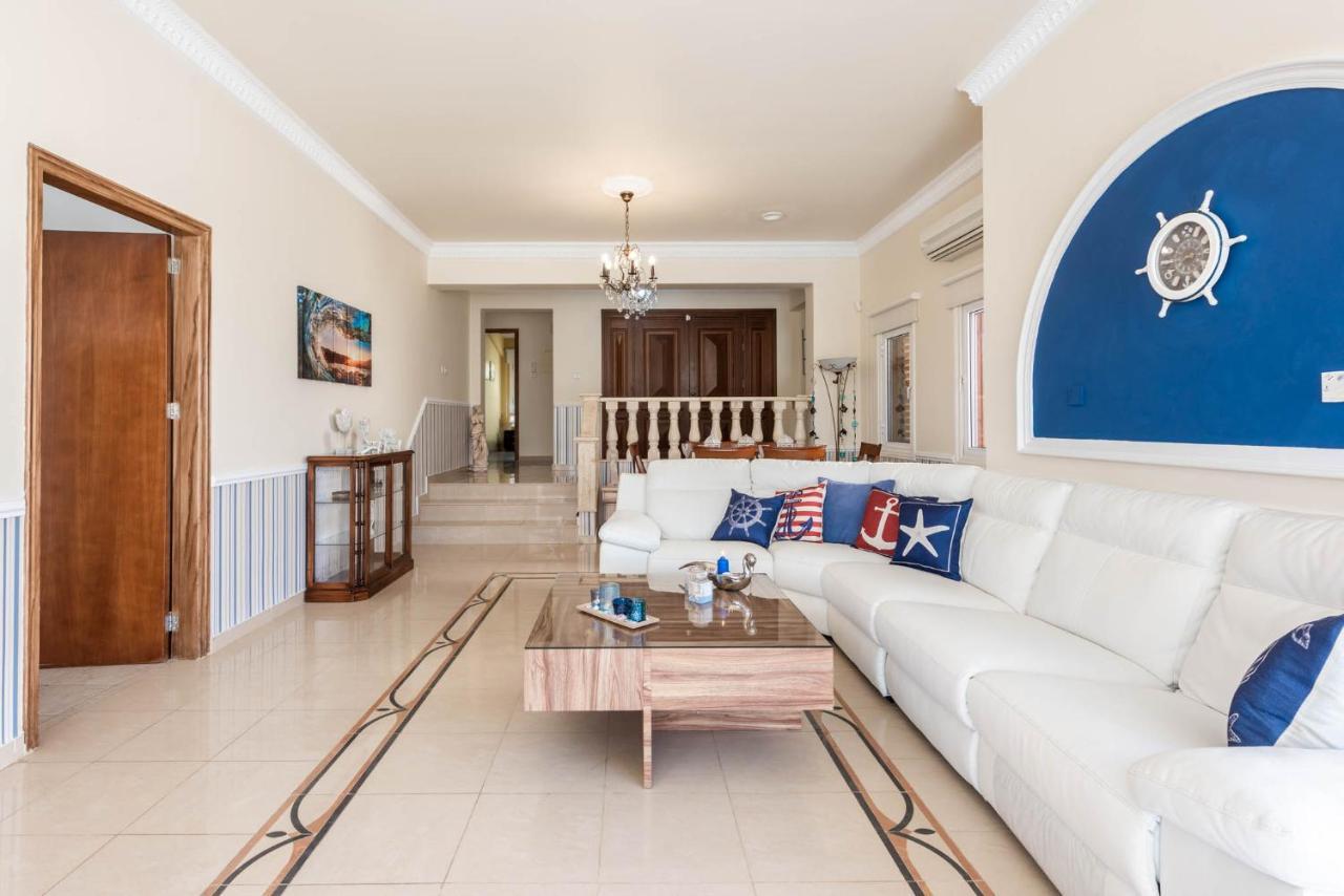 Tequila Sunrise By Ezoria Villas Coral Bay Exterior foto